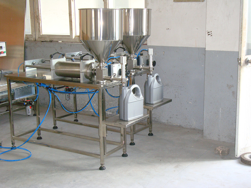 液體灌裝機(jī),干粉砂漿包裝機(jī),全自動灌裝設(shè)備,噸袋包裝機(jī) 液體灌裝機(jī),干粉砂漿包裝機(jī),全自動灌裝設(shè)備,噸袋包裝機(jī)
